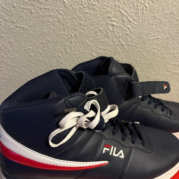 Shoes - Picture 2 of 2